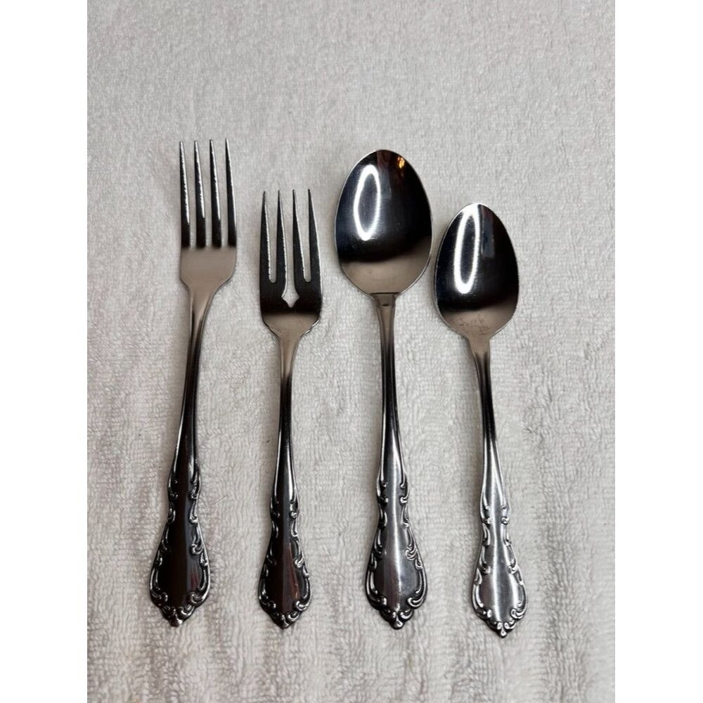 4 PC Oneida St Luis Profile Glossy 1-Fork 1-Salad Fork 1-Tablespoon 1-Teaspoon